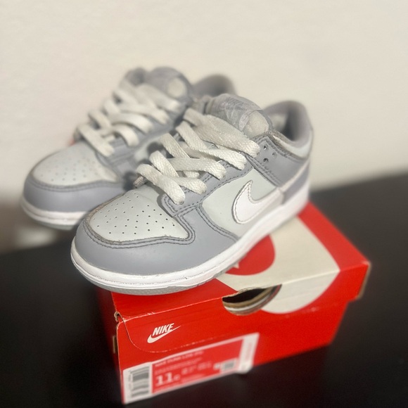Little kid Preschool light Gray Nike Dunk shoes sneakers (11C) - Picture 1 of 8